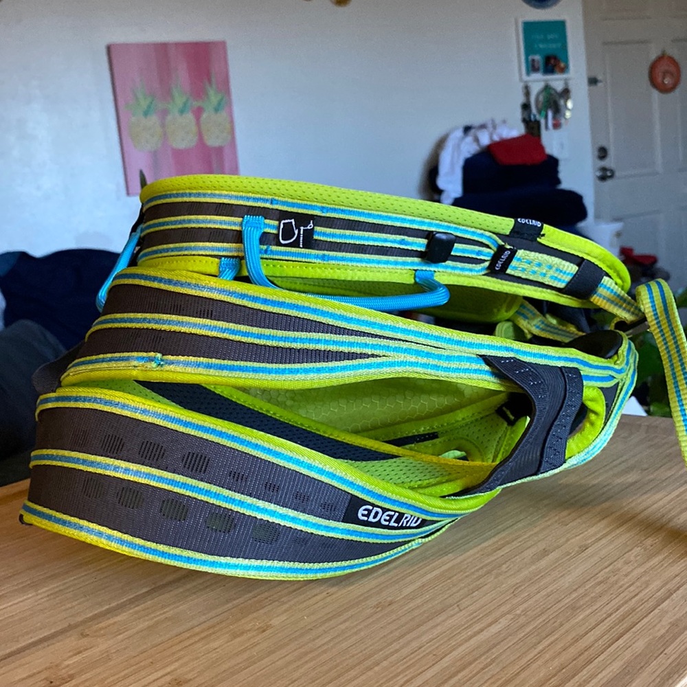 BEAND NEW ATMOSPHERE Climbing Harness